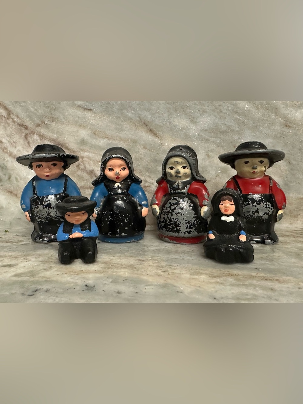 Vintage cast iron salt and pepper shakers & miniatures